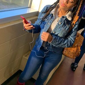 Meet your Posher, Ziahkeriah